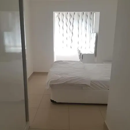 Apartment With 4 Bedroom In Cleopatra Apartmán *
